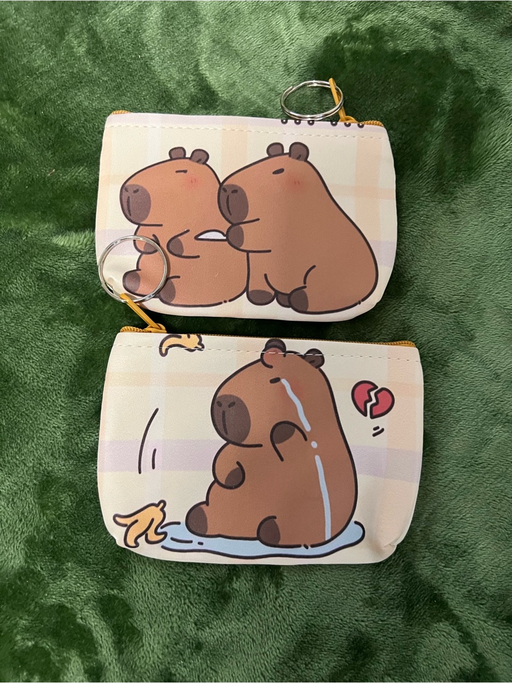 capybara coin pouches (2)